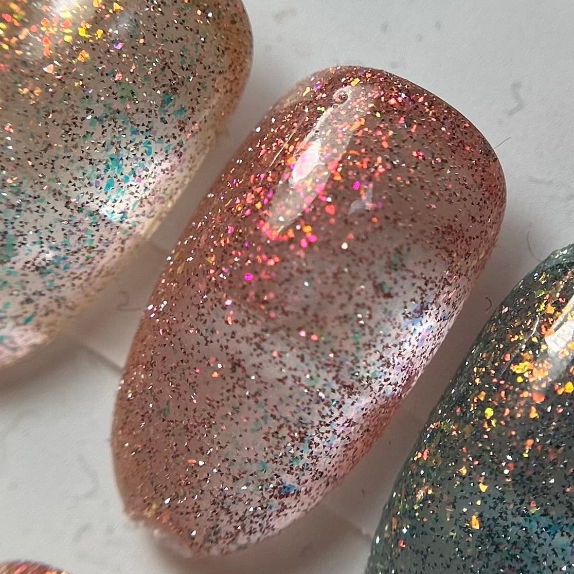 Glitter Reflective #8 D30