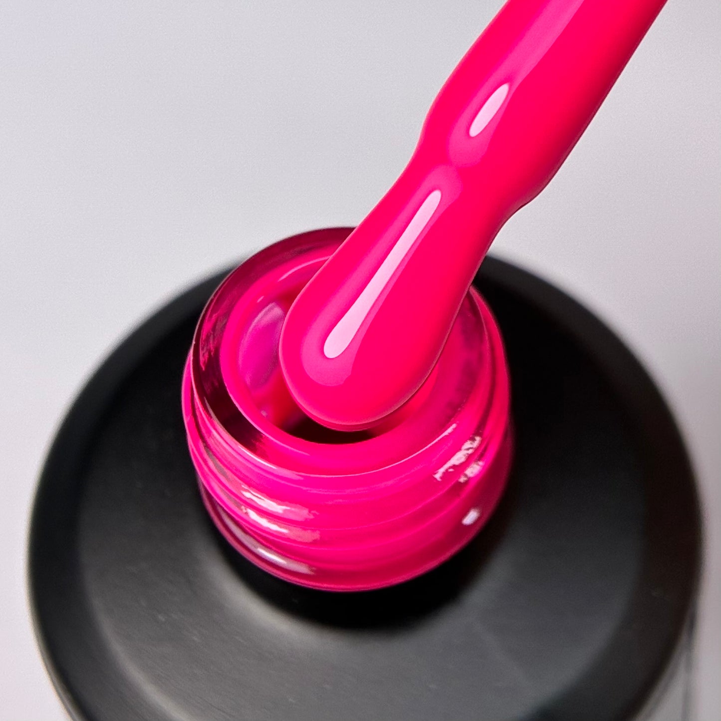 E18 Solid Neon #17