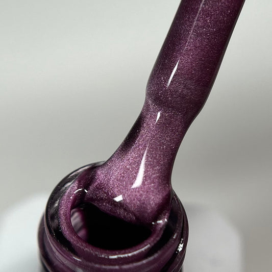 E07 #21 Cat Eye Top Coat