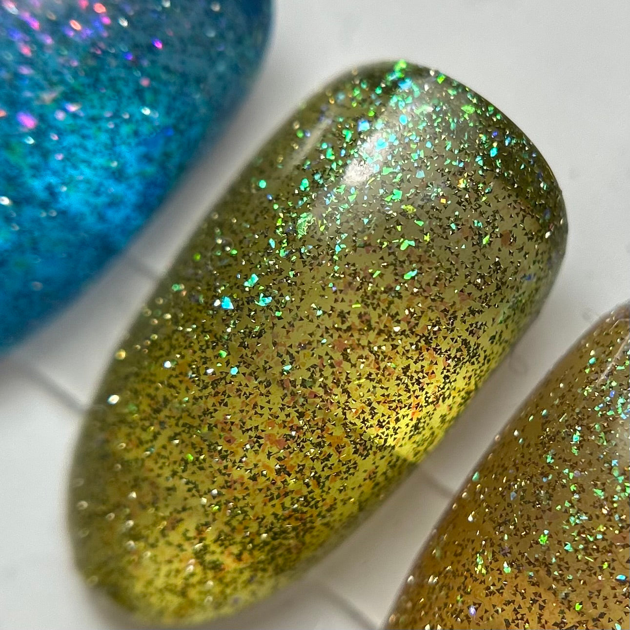 Glitter Reflective #4 D30